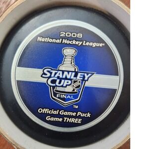 NHL Stanley Cup Detroit Red Wings VS Pittsburgh Penguins Game Day Puck Game 3